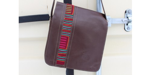 Chantira - Leather bag with mola